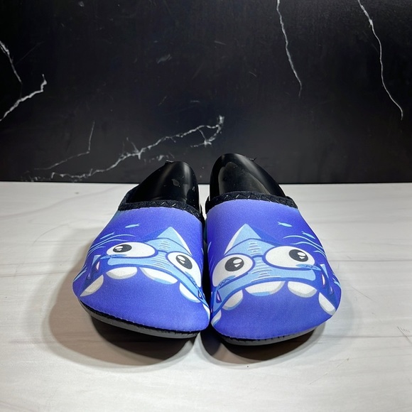 Unbranded Other - Unbranded Kid’s Water Shoes Blue/Purple sz 11/12